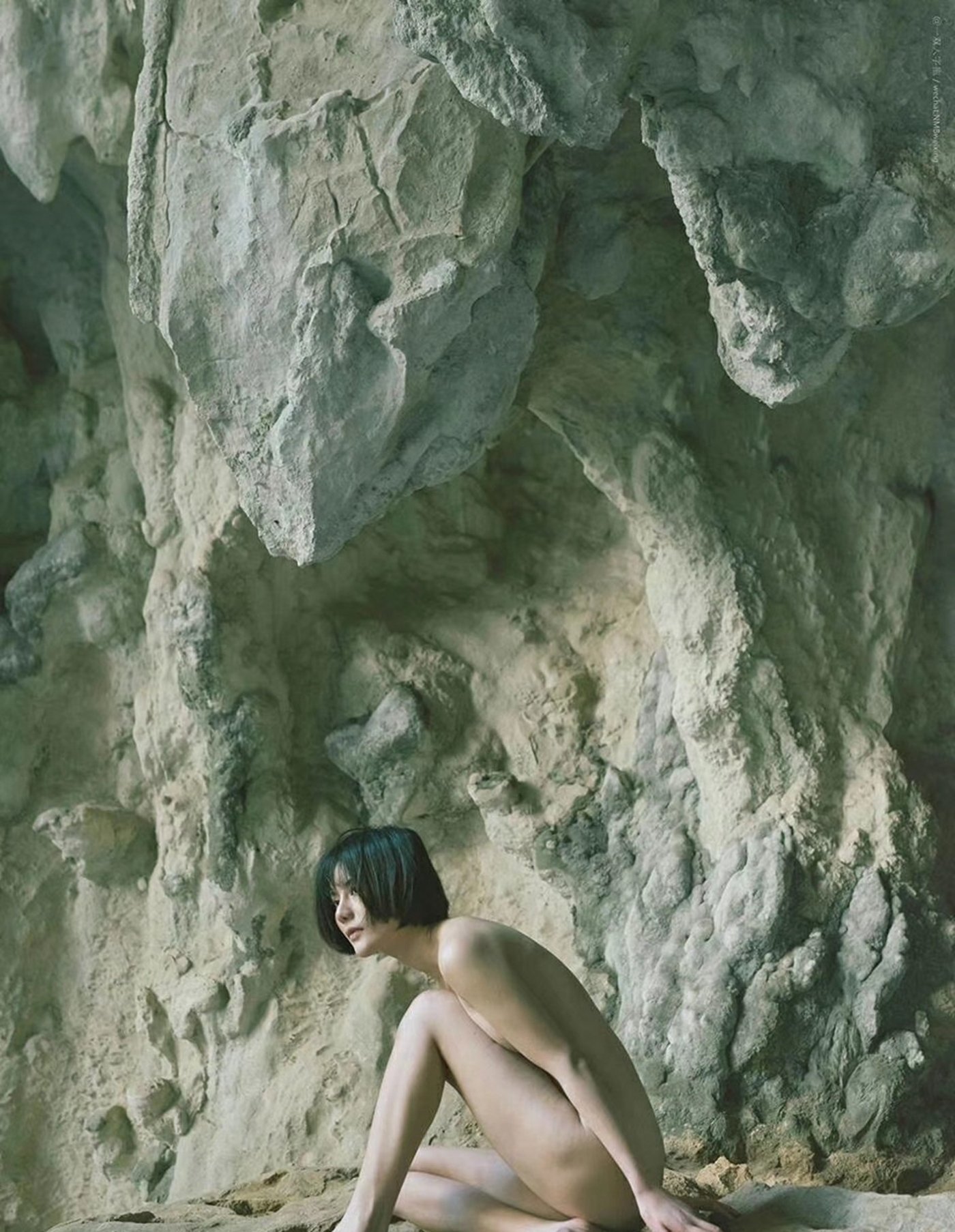 名模阿朱大尺度私拍套读 - 人体摄影